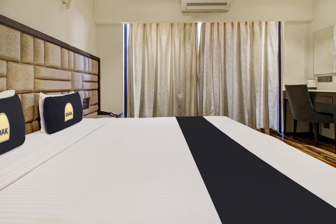 Oak Hotel Skydale Calangute Eksteriør billede